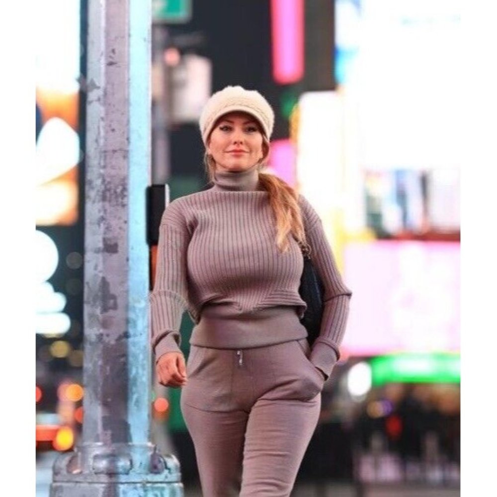 DAIMARAN Belize Women's Sweater  Brown Size OS